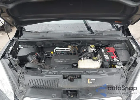 2016 Chevrolet Trax 1Ls z USA, uszkodzony, nr VIN KL7CJNSB1GB586967